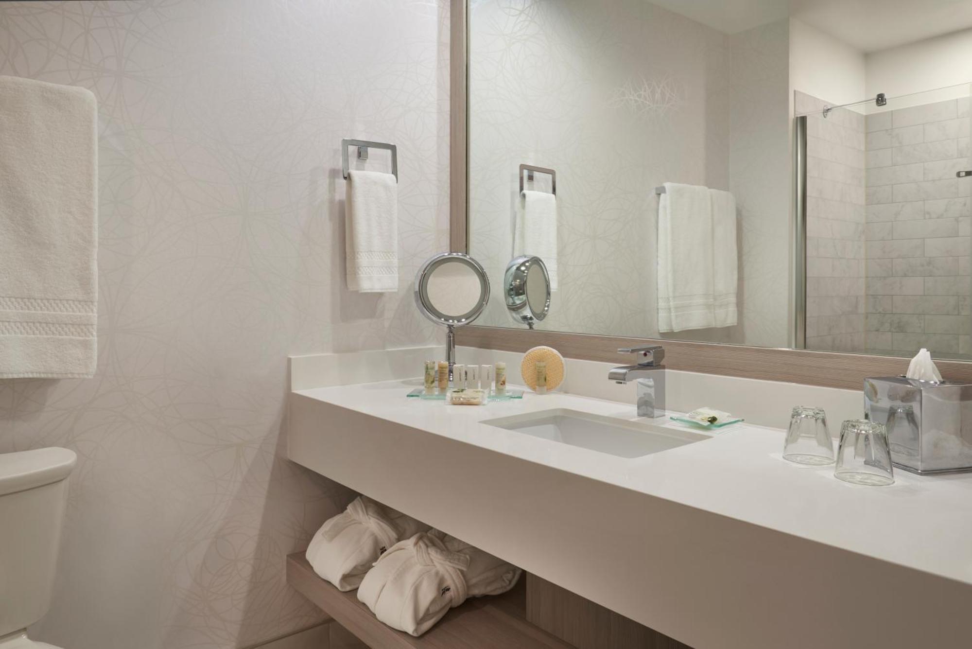 Superior Double Room Two Double Beds
